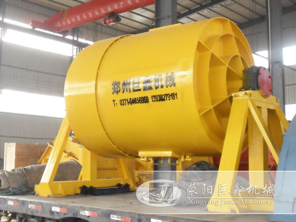 間歇式球磨機裝車發(fā)貨中