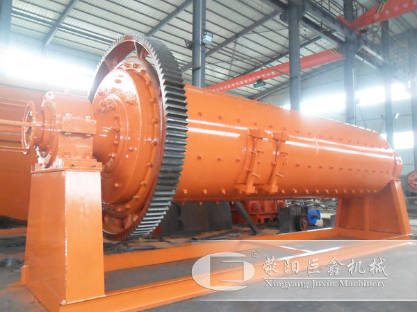 節(jié)能球磨機生產(chǎn)車間