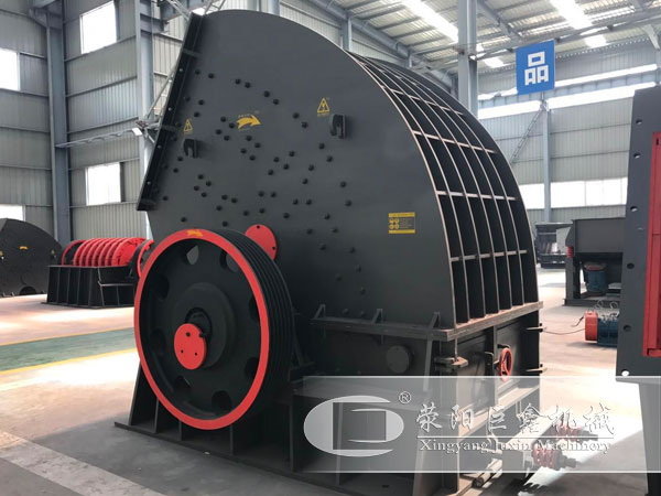 重型錘式破碎機(jī)生產(chǎn)車間 重型錘式破碎機(jī)生產(chǎn)車間