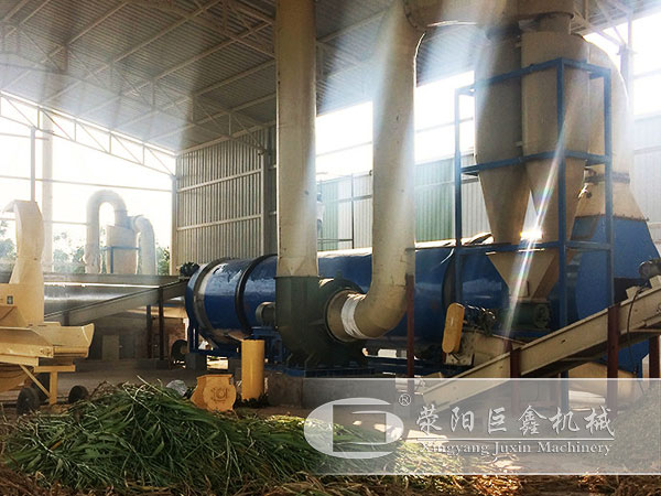 內(nèi)蒙古牧草烘干機(jī)用戶現(xiàn)場(chǎng) 內(nèi)蒙古牧草烘干機(jī)用戶現(xiàn)場(chǎng)