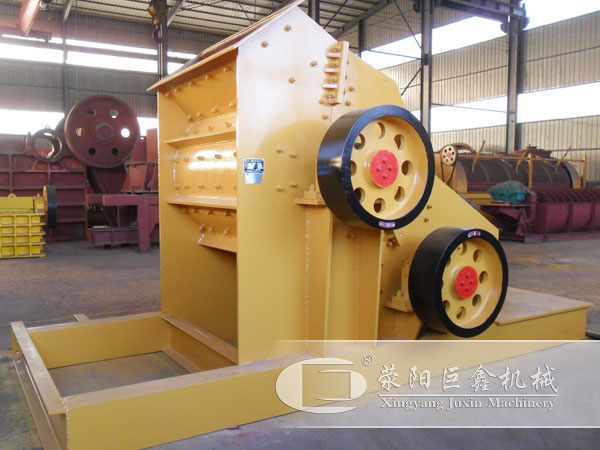 雙級破碎機生產(chǎn)車間 雙級破碎機生產(chǎn)車間