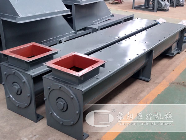 螺旋輸送機(jī)生產(chǎn)車間