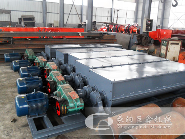 臥式雙軸攪拌機(jī)定制 臥式雙軸攪拌機(jī)定制