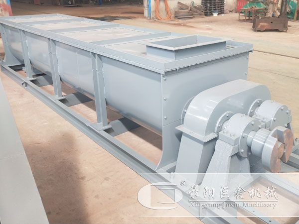 臥式雙軸攪拌機(jī)生產(chǎn)車(chē)間